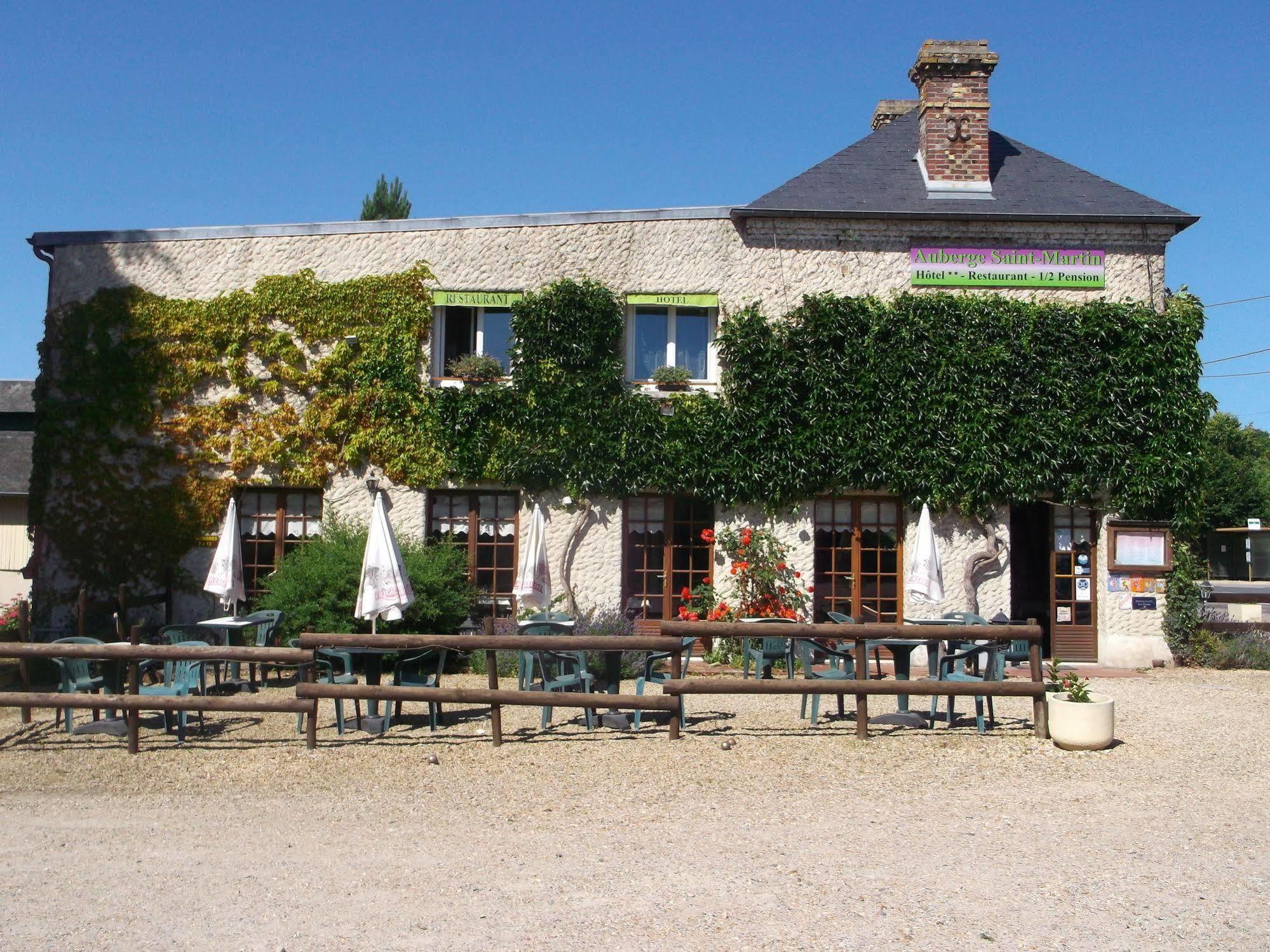 Logis Hotel Restaurant Auberge Saint Martin Surville  외부 사진